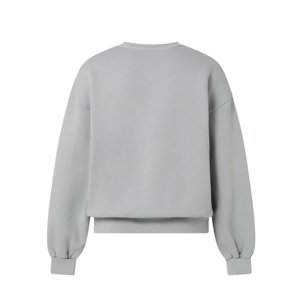 Sweat-shirt à col rond en molleton pour femme avec coupe décontractée parfait pour les tenues décontractées superposées et se prélasser à la maison - Product Image 2
