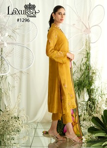 LATEST DESIGNER PITHI COLLECTION and FAUX GEORGATTE DESIGNER <b>KURTI</b>-SET - Product Image 5