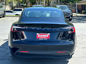 2024 T-e-s-l-a Modelo 3 AWD de largo alcance - Product Image 2