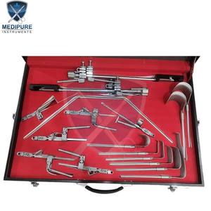 Retractor Quirúrgico Thompson de Acero Inoxidable, Instrumento de Alta Precisión para Quirófano para Médicos y Hospitales - Product Image 4