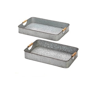 Bandeja de servicio galvanizada personalizada con mango de madera forma rectangular para el hogar y los hoteles bandeja de mesa para servir alimentos y bebidas - Product Image 1