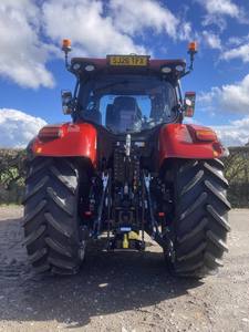 Tracteur agricole à roues CASE IH rouge, tracteur agricole 4x4, machine de travail de terrain - Product Image 1