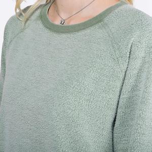 Sudadera Extra Grande para Mujer con Tela 100% Algodón Premium, Corte Holgado, Estilo Urbano Moderno e Informal, Logotipo Frontal - Product Image 5