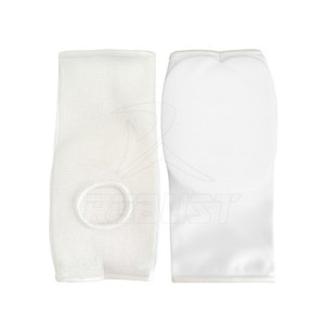 Professional Lightweight Breathable Karate Hand Mitts Impact Absorbing <b>Pads</b> for Martial Arts Training and <b>Practice</b> - Product Image 6