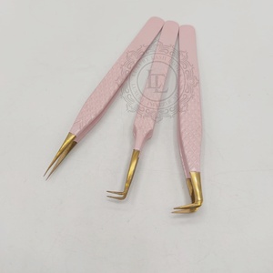 Nouvelle arrivée de pinces à cils en acier inoxydable faites à la main Logo personnalisé Revêtement en poudre rose pour bébé Diamant durable à pointe d'or - Product Image 4