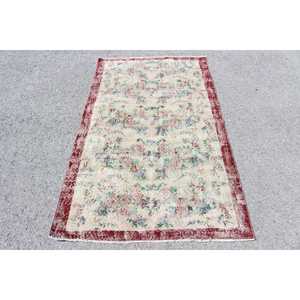 Tapis turc 3,7x6,6 pieds, tapis en laine rouge à imprimé animalier - Product Image 1