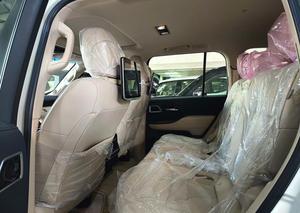 Venta de SUV VX 3.3L V6 Gasolina 2022, Usado, Volante a la Derecha/Izquierda, Interior de Cuero, Automático, Interior Oscuro - Product Image 4