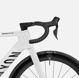 Nouveau vélo de course Aeroads CFSLX 7 Di2 haute performance avec une puissance de 204 watts à 45 km/h - Product Image 5
