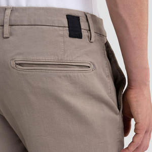 Vente chaude Hommes Bermuda Short Casual Wear Nouveau Design Adultes Tailles Respirant Taux de gros sur mesure Hommes Bermuda Short - Product Image 6