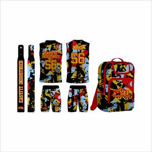 Uniformes de Fútbol 7v7 Personalizados de la Mejor Calidad para Adultos, Pantalones Cortos Estampados, 100% Poliéster, Transpirables, de Secado Rápido - Product Image 1