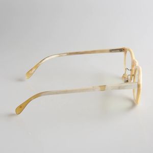 Heritage Craft Classic Natural Ox & Buffalo Horn Gafas Marcos tallados sostenibles de alto calibre para hombres y mujeres - Product Image 2