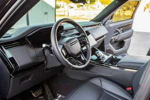 EL MÁS VENDIDO, SPORT SV EDITION ONE 2024, MOTOR V8 BITURBO DE 626 HP, TRACCIÓN EN LAS CUATRO RUEDAS, CASI SIN MODIFICACIONES - Product Image 5