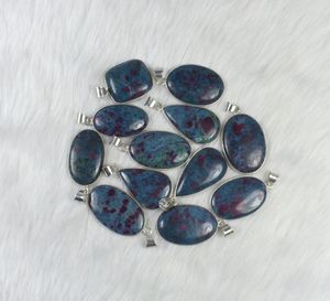 Colgante de piedras preciosas de cianita azul, collar con bisel, joyería de moda con colgante de cabujón fucsita azul, bisel de plata con estilo - Product Image 2