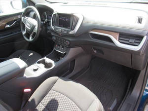 Terreno limpio prístino 2021 GMC - Product Image 3