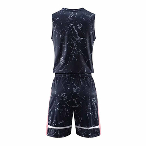 Ensemble de maillot de basket-ball personnalisable par sublimation, respirant, antibactérien, évacuant l'humidité, lavé, grande taille, 100% - Product Image 2