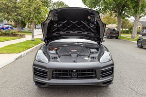 Cayenne GTS Coupé 2022 Inspeccionado, Motor V8 Twin-Turbo, Tracción en las Cuatro Ruedas, Paquete Premium Plus, Propiedad de California - Product Image 6