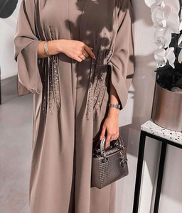 Nouveauté Modeste Abaya Turque Designs avec Unique Broderie À La Main Respirant Hiver Matériel Naturel Taille En Gros - Product Image 2