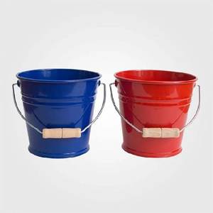 Artesanía Cubo de cubo de metal con recubrimiento en polvo Mango de madera Color azul cielo Ecológico Vintage Hotel Uso Maceta de flores - Product Image 5