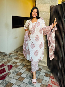 ชุดเกอร์ตาคอตตอนสำหรับสตรีดีไซน์ใหม่ชุดพื้นเมืองสำหรับปาร์ตี้ขายส่งจำนวนมากสำหรับส่งออกในอินเดีย - Product Image 4