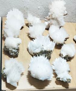 Mesolita con Estilbita en Mordenita Natural Mineral Espécimen Racimo DE LA India - Product Image 1