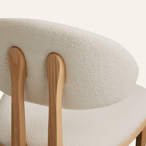 Chaise de salle à manger en bois massif Elora, design minimaliste moderne, rembourrée, ergonomique, durable pour un usage domestique et commercial - Product Image 3