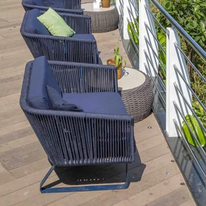 Ensemble de chaises longues d'extérieur modernes et écologiques avec coussins imperméables pour villas, salons, hôtels et parcs-Canapé en rotin durable - Product Image 1