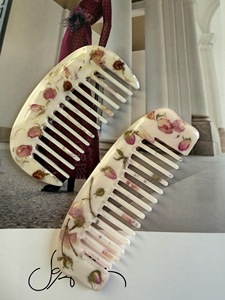 หวีเรซิ่นมืออาชีพสำหรับช่างตัดผม ใช้สำหรับจัดแต่งทรงผมในร้านเสริมสวย วัสดุเรซิ่นคุณภาพสูง - Product Image 2