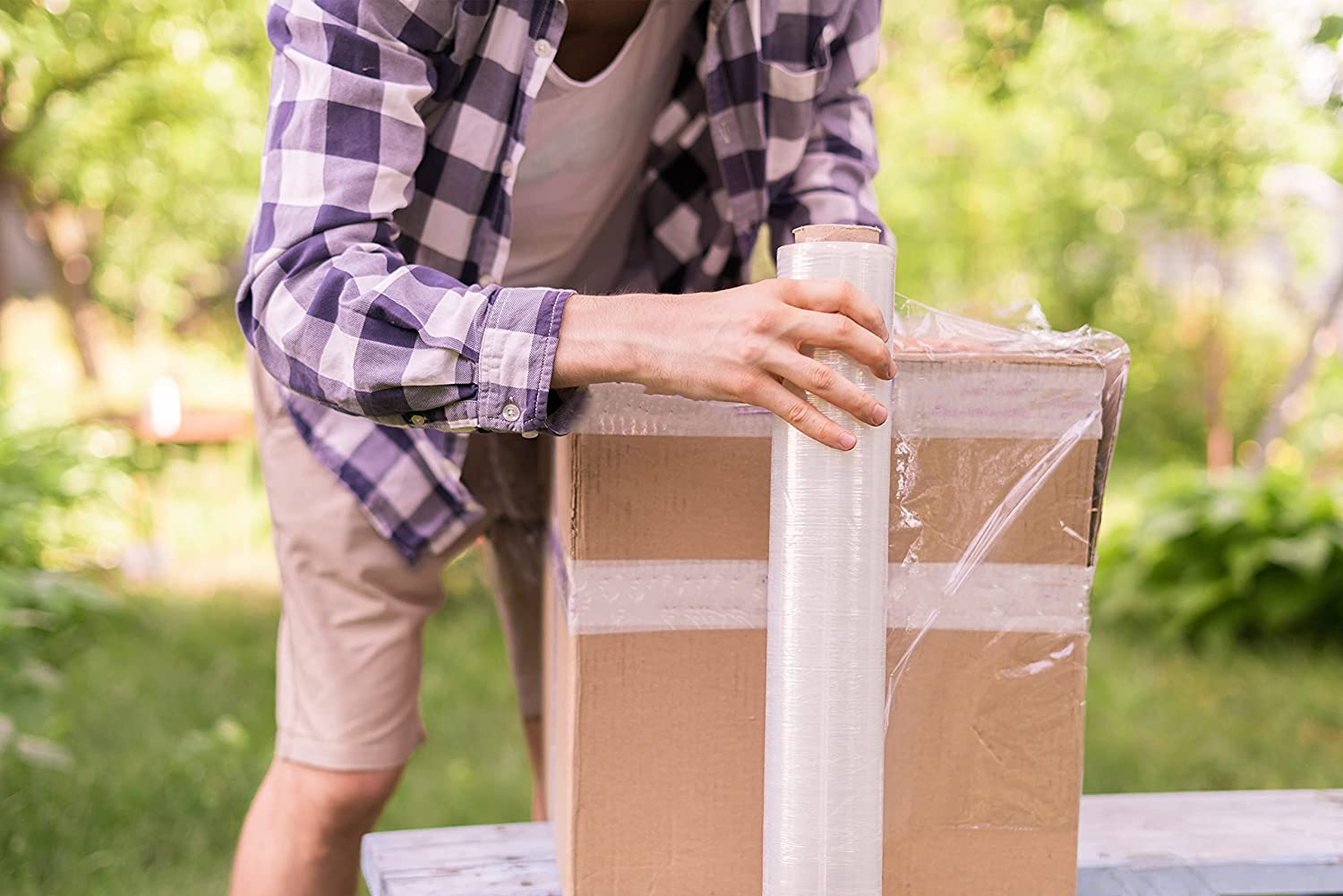 Wholesale source cheap factory Casting Packaging Plastic Shrink Wrap Pe Cling Pallet Stretch Jumbo Roll Film