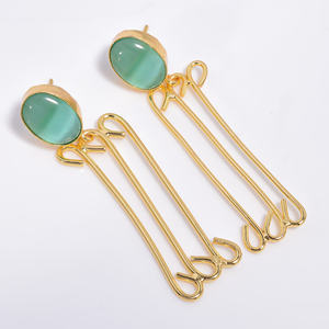 Boucles d'oreilles pour femmes en laiton plaqué or 14k avec pierres précieuses Fabricant de bijoux en laiton personnalisé Bijoux en laiton antique - Product Image 2