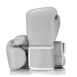 Gants de boxe imperméables sur mesure de haute qualité pour l'entraînement et la compétition avec grip antidérapant, sangle de poignet réglable, service OEM - Product Image 1
