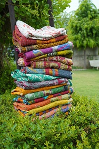 Wholesale Organic Printed Indian Vintage Cotton Kantha <b>Quilts</b> Handmade Sari <b>Throw</b> Blankets Beautiful Bohemian Hotel Bedding - Product Image 2