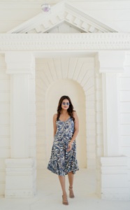 Vestido Midi de Verano con Estampado de Hojas de Palma Azul y Blanco, Vestido de Vacaciones Tropical, Estampado Botánico, Manga Abullonada, Cintura Natural, Lavable - Product Image 2