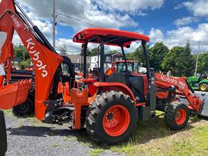 Tractor Utilitario Compacto Kubota M62 |   Retroexcavadora con Cargador Diésel de 40 HP y Tracción en las 4 Ruedas - Product Image 3