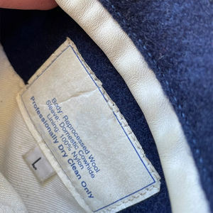 Streetwear College Varsity Jacket Pour Hommes Bleu Couleur Cuir Manches Baseball Bomber Letterman Varsity Jacket Avec Poche Latérale - Product Image 4