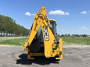 Chargeuse-pelleteuse JCB 3CX 4x4 Diesel JCB Stage 2 92 ch/68 kW Boîte de vitesses manuelle JCB Syncroshuttle pour travaux de construction - Product Image 6