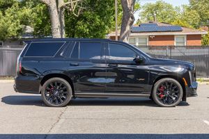 LISTO PARA ENVIAR Cadillac Escalade-V 2025 4WD con Todas las Opciones, Certificado, Seminuevo, en Venta - Product Image 2