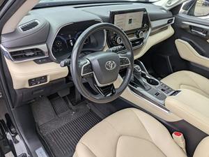 Tout nouveau 2023 à yota High lander pour les ventes - Product Image 4