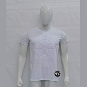 Camiseta de algodón 100% de alta calidad con cuello redondo para hombre, camiseta informal en relieve con logotipo personalizado, transpirable, ajuste regular, servicio OEM disponible - Product Image 3