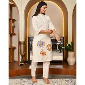 ชุดคุรตะสีครีมสำหรับผู้หญิง รุ่นมาโฮเบีย - Product Image 2