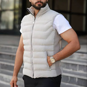 Chaleco y chaleco acolchado informal de talla grande para hombre, cómodo y elegante con relleno de nailon y cuello con capucha para la temporada de invierno - Product Image 1