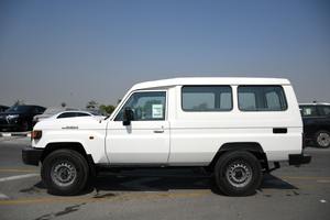 Nuevo/Usado 2024 para Camioneta Hardtop 5 Puertas 2.8L Euro IV Doble Tanque 4x4 Automático Asientos de Cuero Diésel R18 - Product Image 2