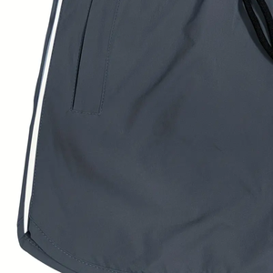 Shorts de compression personnalisés pour hommes Shorts de coupe recadrée en coton fabriqué en polyester Vêtements d'été de luxe pour hommes vêtements décontractés de plein air - Product Image 2