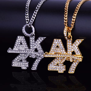 AK 24 Gun Hip Hop Pendant Totalmente busto hacia abajo en plata de ley 925 y diamantes redondos de corte brillante cultivados en laboratorio - Product Image 3