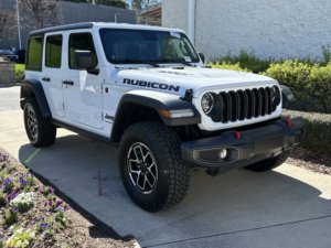Jeep Wrangler Rubicon V6 3.6L 4WD 2024 Usado en Buen Estado - Product Image 2