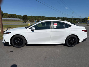 รถยนต์ซีดานขนาดกลาง ปี 2025 คุณภาพดี เครื่องยนต์เบนซิน 2.0 ลิตร / 2.5 ลิตร เกียร์อัตโนมัติ รุ่นสปอร์ตหรู ขับเคลื่อนด้วยพวงมาลัยซ้าย สำหรับส่งออก - Product Image 5