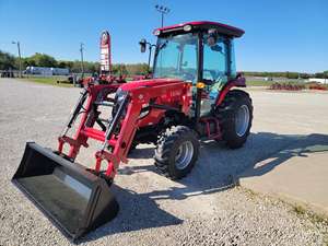 Tractor de cabina de 55HP con elevador de 2790 libras Motor de núcleo T574HC en stock para remolques agrícolas - Product Image 3