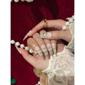 Uñas Postizas Gilded Empress, Diseño Elegante para Mujer - Product Image 4