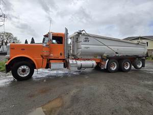 ข้อเสนอประมูลรถบรรทุก Peterbilt 389 Tri Axle Dump Truck ปี 2022 - Paccars 455 แรงม้า เกียร์ธรรมดา 13 สปีด รถบรรทุกมือสองไมล์น้อยสำหรับขาย - Product Image 3
