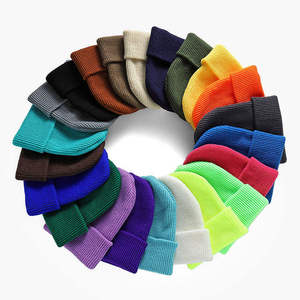 Bonnets unisexes en jacquard avec logo personnalisé, vente en gros, qualité supérieure, unis, doux, chauds, en acrylique tricoté, pour l'hiver, unisexe - Product Image 1