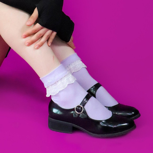 Chaussettes mi-mollet personnalisables en dentelle brodée pour femmes, antidérapantes, respirantes, écologiques, douces, à revers bouffant, OEM, en coton, pour usage quotidien - Product Image 2